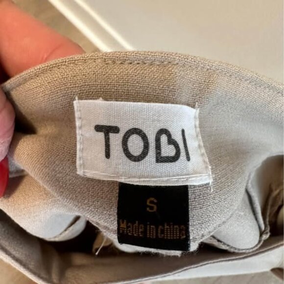 High Rise Beige Shorts - Picture 3 of 3